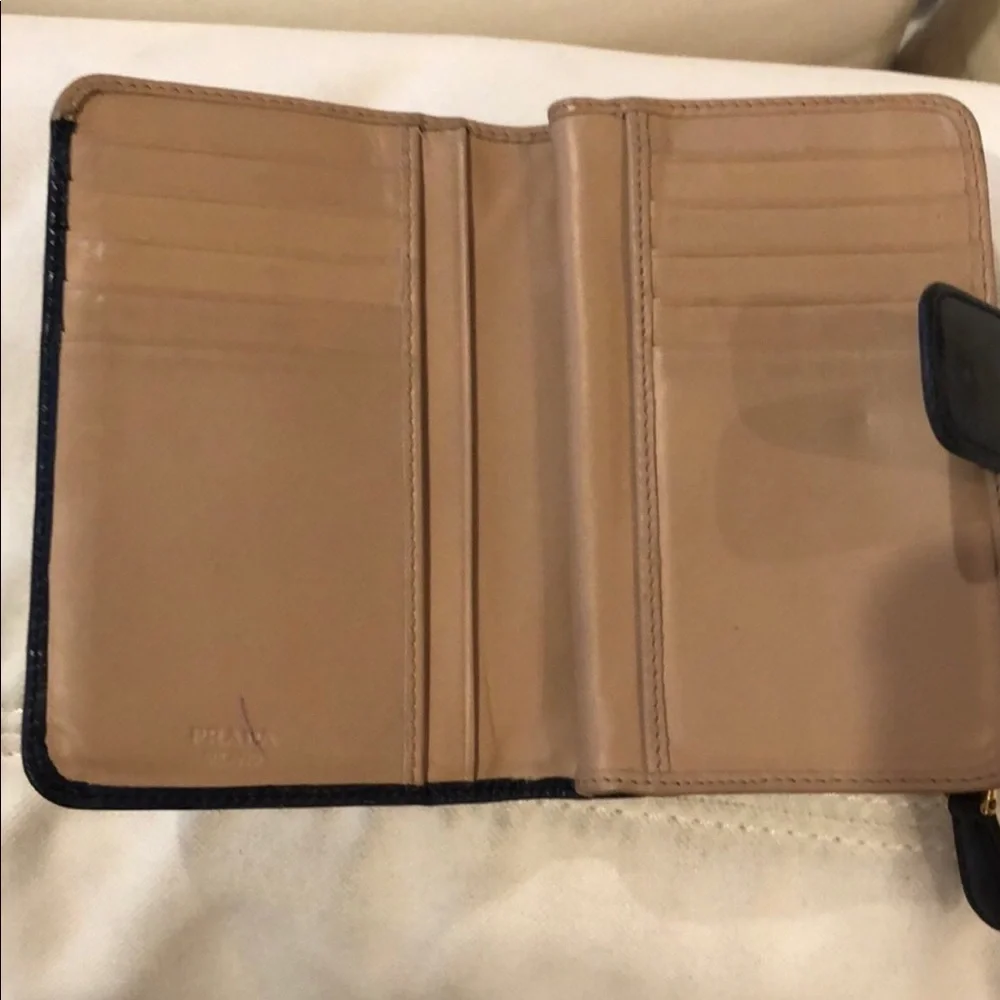 🦋Prada Milano Small Marbled Blue Leather classic fold over card holder wallet - Picture 7 of 11